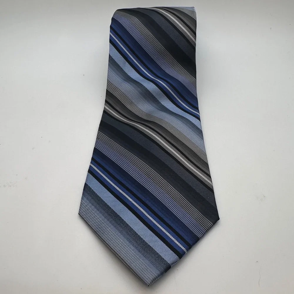 ck Calvin Klein‎ Silk Sophisticated Necktie Striped Blue Gray Business Career
